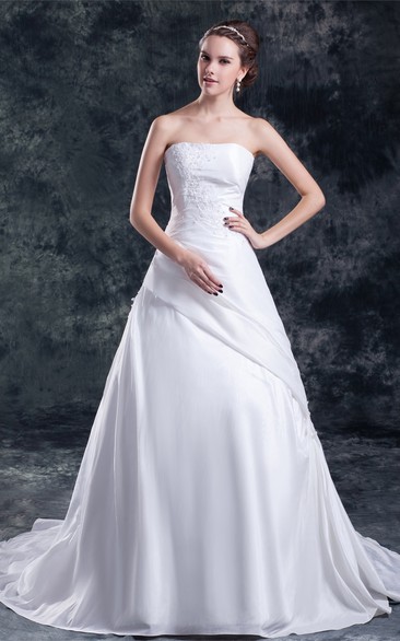 Delicate Taffeta a Line Strapless Sleeveless Wedding Dresses