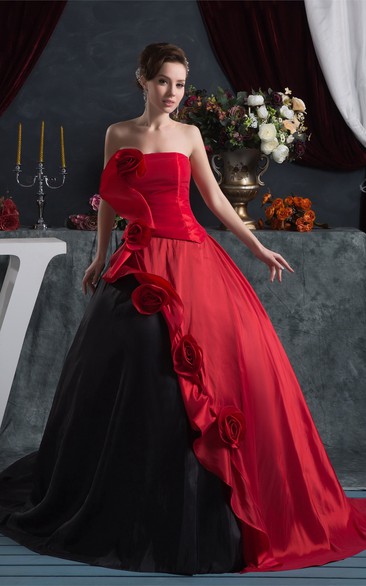 Two-Tone Draped Ball-Gown With Flower With Ruching