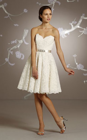 Demure Sweetheart Neckline Knee Length Lace Dress With Scalloped Hem