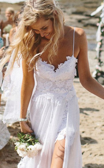 Elegant Spaghetti Straps Lace Appliqeus Beach Prom Dress Long Chiffon