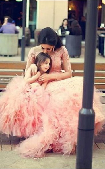 Long Sleeve Pink Lace Mermaid Wedding Dress With Ruffles Mother and Daughter Dress