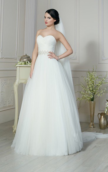 A-Line Long Sweetheart Sleeveless Lace-Up Tulle Dress With Ruching And Beading