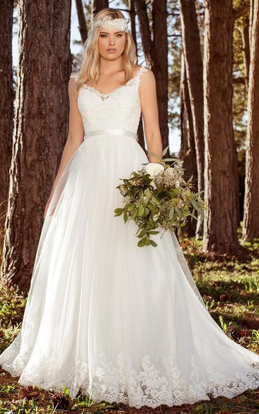 A-Line Sleeveless Long V-Neck Lace Wedding Dress With Appliques And Pleats