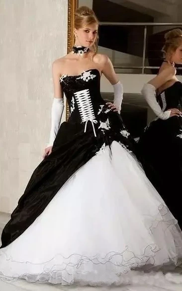 A-Line Organza Taffeta Sweetheart Sleeveless Floor-length Princess Wedding Dress with Appliques and Ruffles