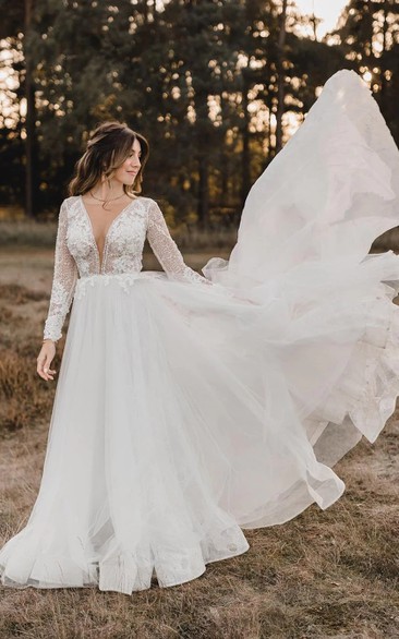 Sexy Long Sleeve Plunged Empire Lace Tulle A-line Boho Wedding Dress