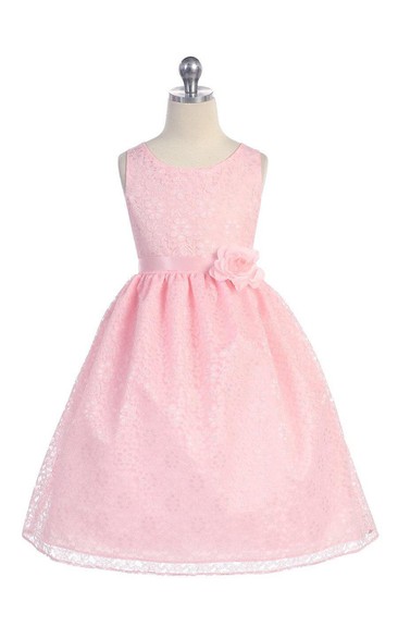 Scoop Neck Sleeveless Pleated Allover Lace Ball Gown With Flower Sash