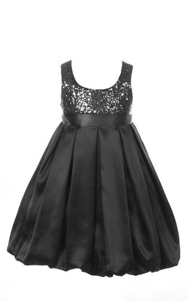 Sleeveless A-line Sequined Dress With Pleats