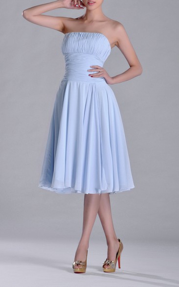 Knee-length Sweetheart A-line Ruched and Pleated Chiffon Bridesmaid Dress