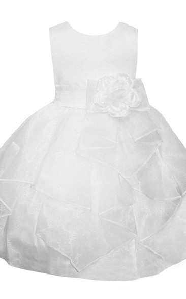 Sleeveless A-line Ruffled Dress With Flower