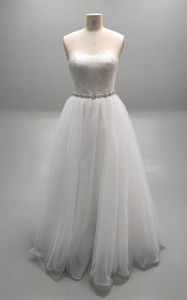Sweetheart Pleated Tulle Ball Gown With Lace Bodice