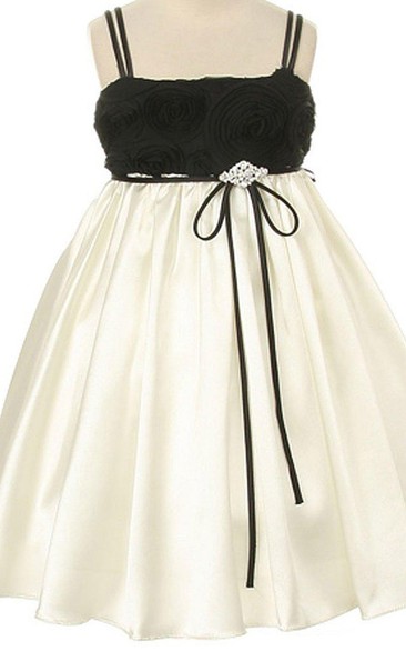 Sleeveless A-line Pleated Dress With Spaghetti Straps