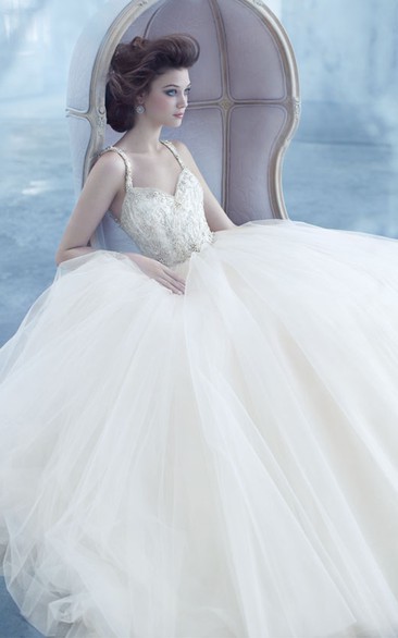 Stylish Sleeveless Tulle Ball Gown With Beaded Jeweled Bodice