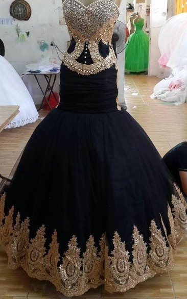 Luxurious Sweetheart Black Prom Dress Mermaid Lace Applique Crystals