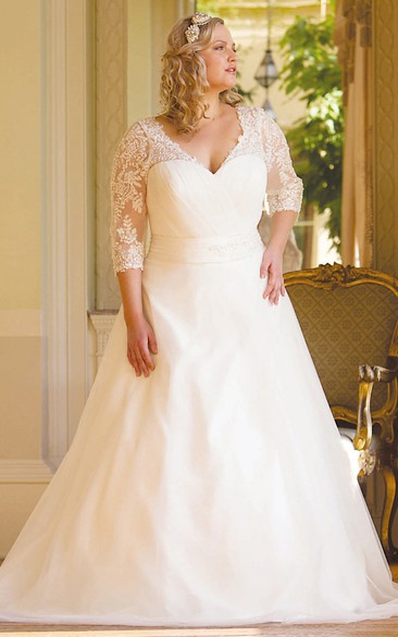 A-Line 3-4-Sleeve V-Neck Tulle Plus Size Wedding Dress