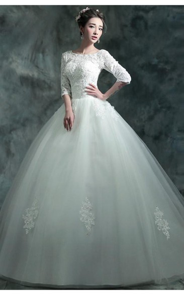 Modern Lace Appliques 3-4-Long Sleeve Wedding Dress Sweep Train
