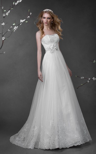 A-Line Long Sweetheart Sleeveless Lace-Up Tulle Dress With Lace And Flower