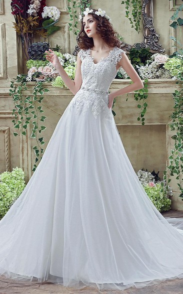 Timeless Lace Appliques Tulle Wedding Dress Cap Sleeve Beadings Zipper