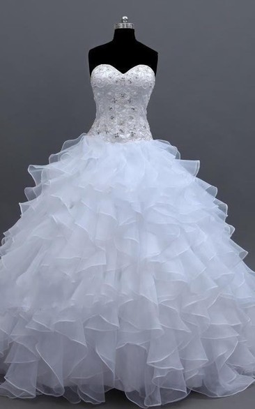 Ball Gown Sweetheart Organza Wedding Dress with Ruffles