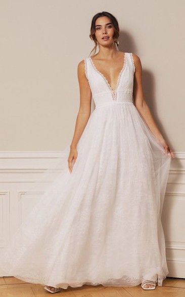 Adorable A Line Plunging Neckline Lace Tulle Floor-length Deep-V Back Wedding Dress