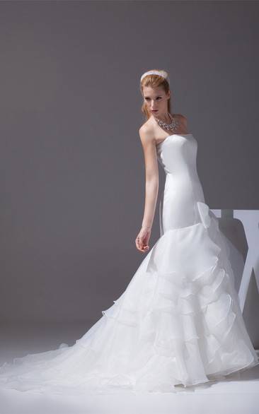 Sleeveless A-Line Column Tiers and Gown With Bow