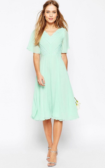 Knee-Length Ruched Poet Sleeve V-Neck Chiffon Bridesmaid Dress With Lace