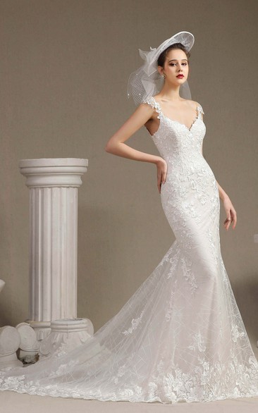 Sexy Mermaid V-neck Wedding Gown With Appliqued Straps Illusion Back And Lace