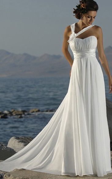 flowy wedding dresses for beach