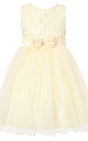 Sleeveless A-line Dress With Bow and Lace Bodice