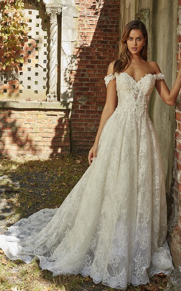 Off-the-shoulder Sweetheart Adorable A-line Wedding Gown With Lace Appliques And Open Back