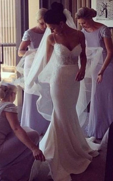 Elegant Mermaid Sheer Lace Sexy Beaded Country Bridal Gowns
