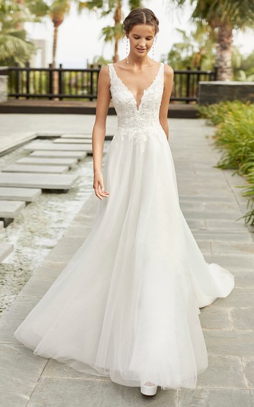 Sexy Lace Tulle Sleeveless Plunging Neckline With Cathedral Train A-line Wedding Dress