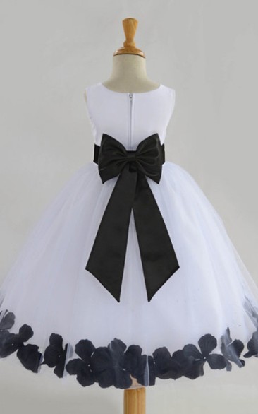 Simple Ball Gown Chiffon and Tulle Sleeveless Sash Bow Flower Girl Dress