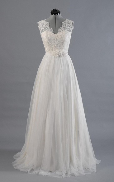 Tulle A-Line Sleeveless Dress With Scalloped-Edge Neckline and Lace Bodice