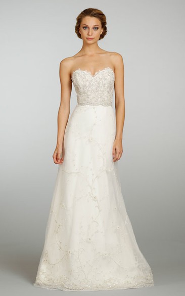 Exquisite Sweetheart Neckline Tulle Dress With Beaded Embroidery
