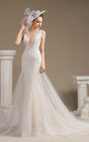 Illusion Plunging Mermaid Sleeveless Lace Open Back Wedding Dress With Appliques And Chapel Train