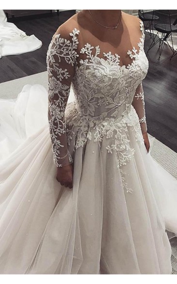 Elegant Long Sleeve Floor-Length Lace-up Long Sleeve Wedding Dress With Beading