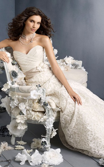 Alluring Crisscross Ruched Bodice Organza Gown With Floral Embellished Waist
