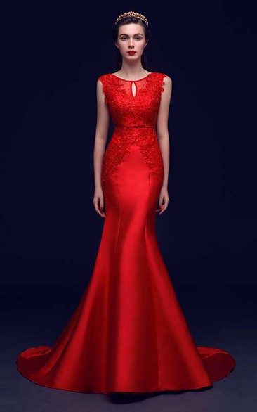 Strapless Scoop Neck Pleated Mermaid Satin Gown With Appliques