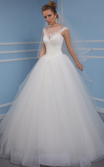 Scoop Floor-Length Appliqued Tulle Wedding Dress With Chapel Train And Keyhole