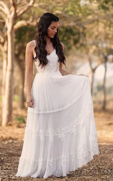 Spaghetti Boho Pleated Floor-length Tiered Country Wedding Dress