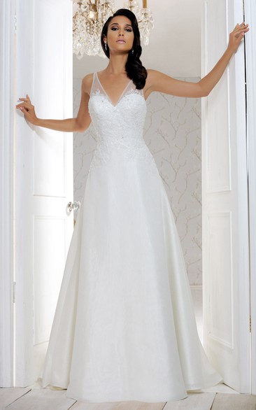 Long V-Neck Appliqued Chiffon Wedding Dress With Court Train And V Back