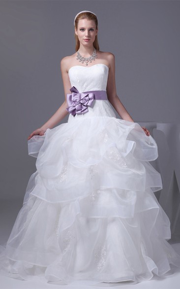Sleeveless Ruffled Appliques and Ball-Gown With Bow