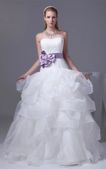 Sleeveless Ruffled Appliques and Ball-Gown With Bow