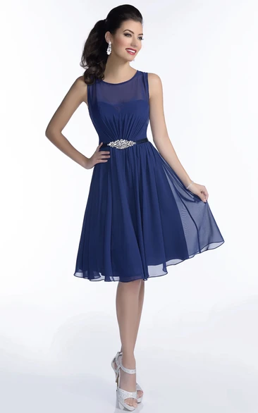 Chiffon Knee Length Sleeveless Bridesmaid Dress With Pleats And Shimmering Brooch