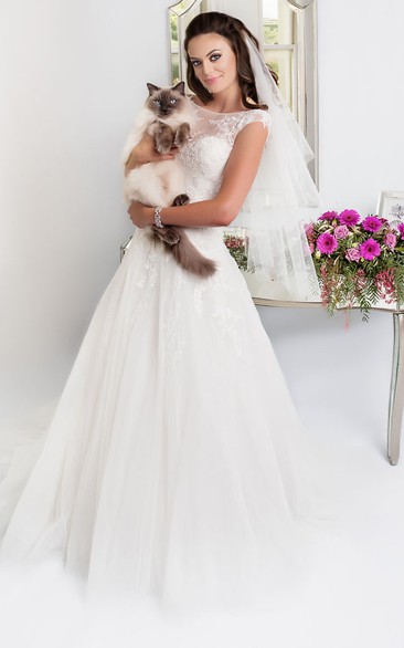 A-Line Sleeveless Floor-Length Scoop Appliqued Tulle Wedding Dress With Court Train And Illusion Back