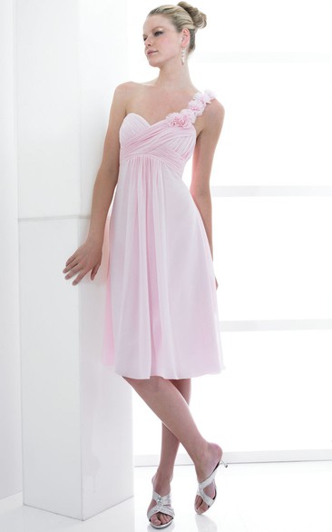 Knee-Length Criss-Cross Sleeveless One-Shoulder Chiffon Bridesmaid Dress