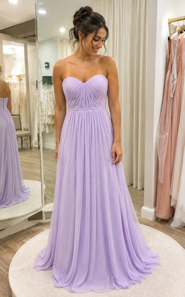 Robe trapèze plissée en mousseline à décolleté cœur et fermeture éclair au dos