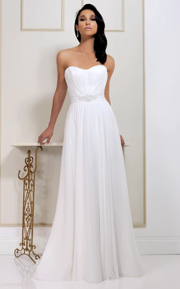 Floor-Length Sweetheart Pleated Chiffon Wedding Dress With Chapel Train