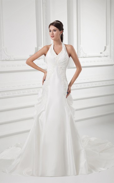 Noble Sleeveless Sheath Halter Taffeta Wedding Dresses