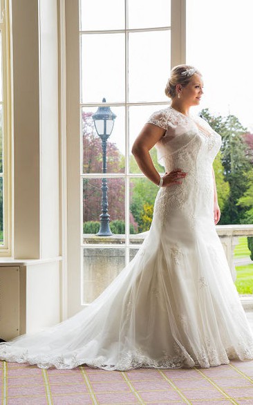 Lace-Up Sweetheart Trumpet Bridal Gown With Removable Bolero